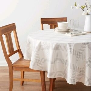 Threshold 70" Cotton and Polyester Blend Open Plaid Round Tablecloth Black
